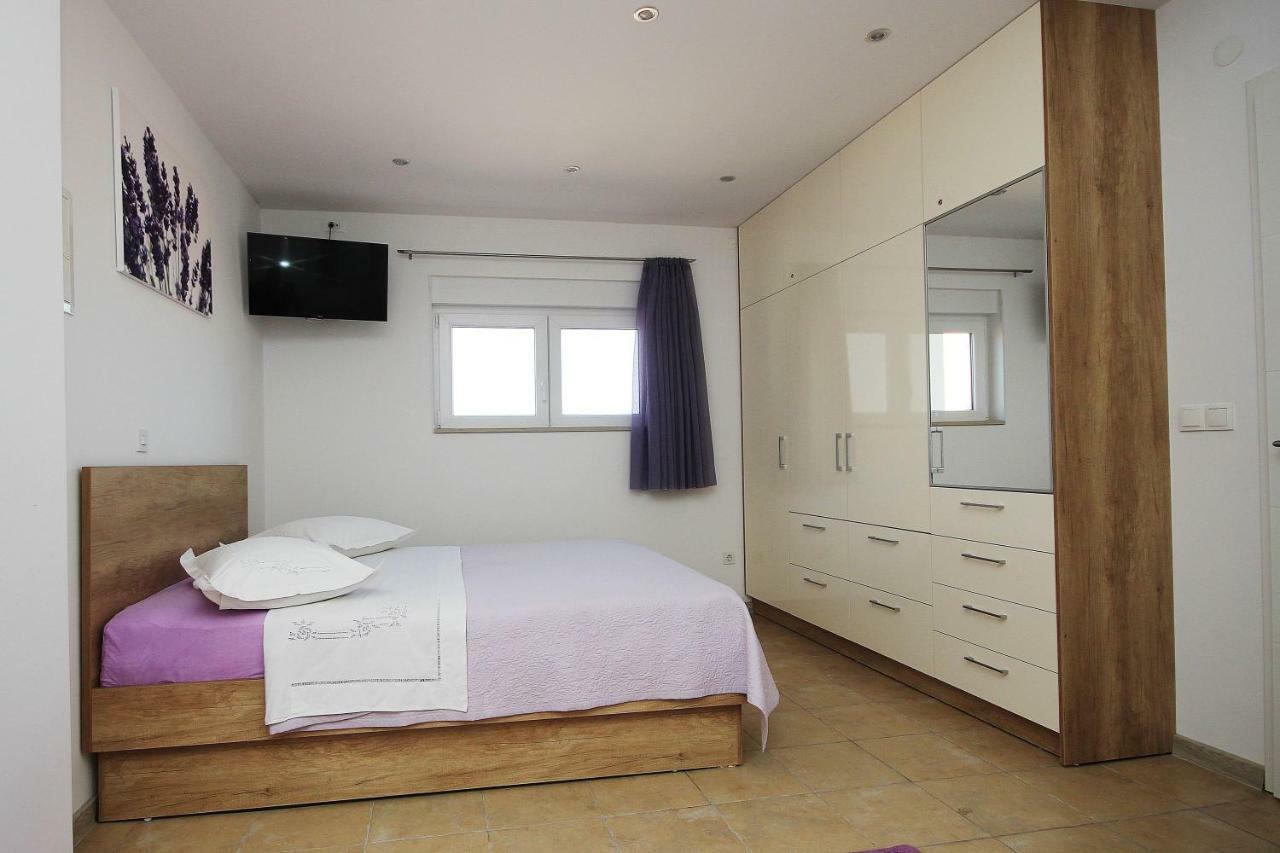 Apartmani Dalmacija Brela Exteriör bild