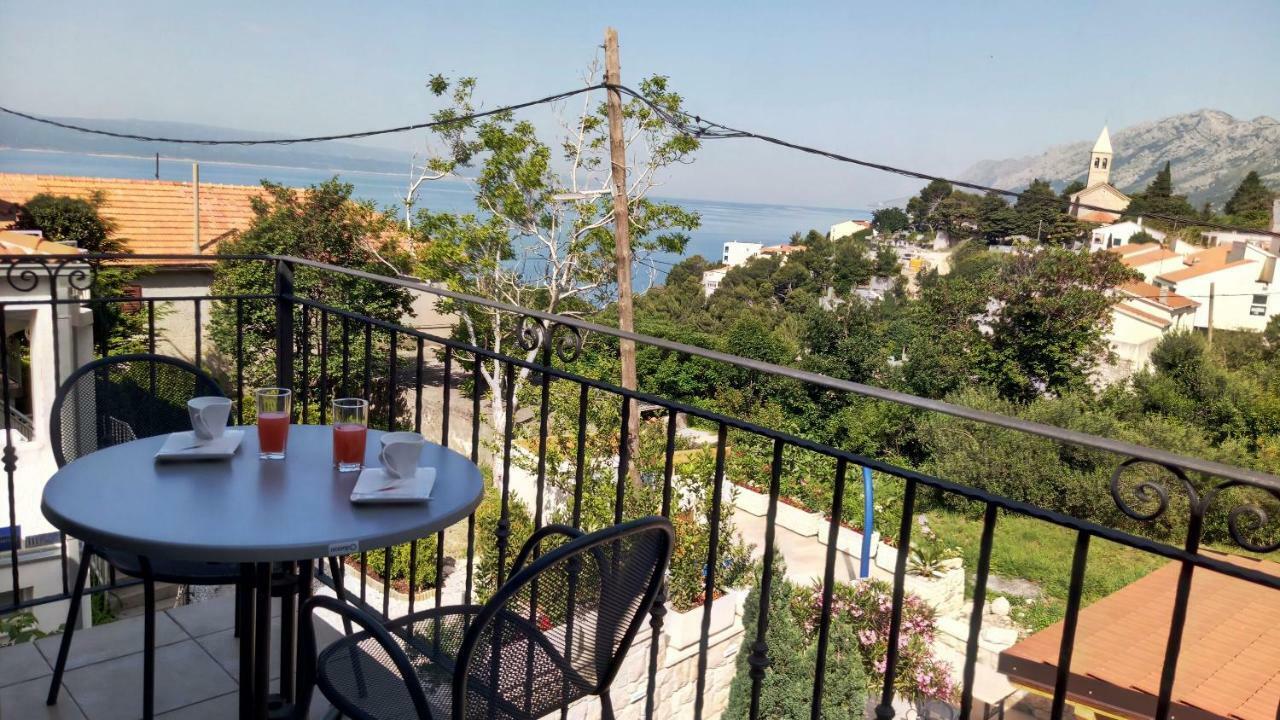 Apartmani Dalmacija Brela Exteriör bild