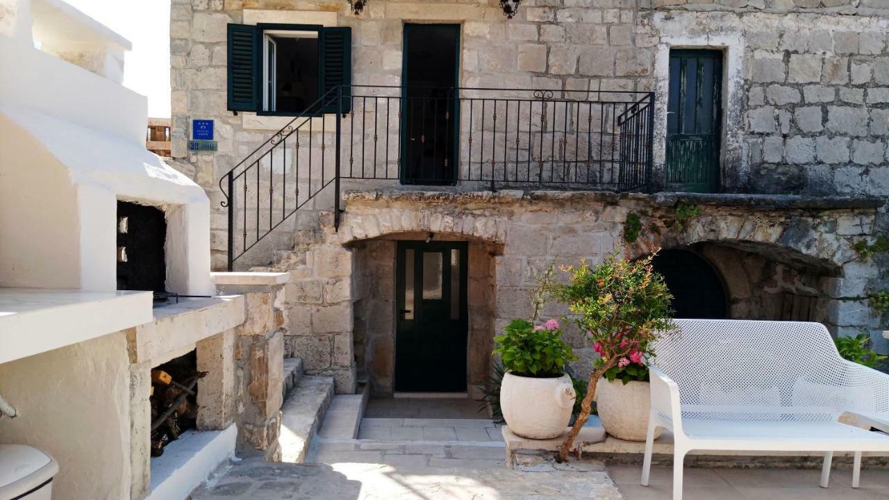 Apartmani Dalmacija Brela Exteriör bild