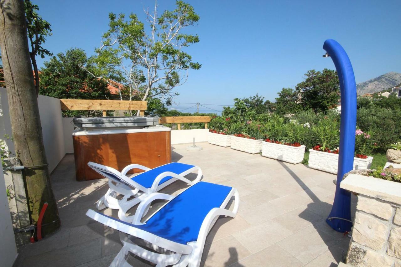 Apartmani Dalmacija Brela Exteriör bild