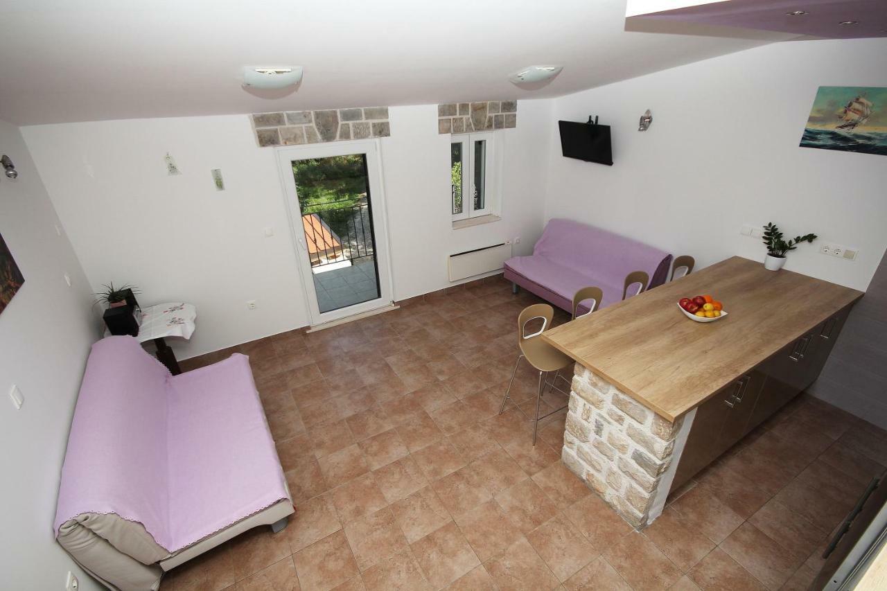 Apartmani Dalmacija Brela Exteriör bild