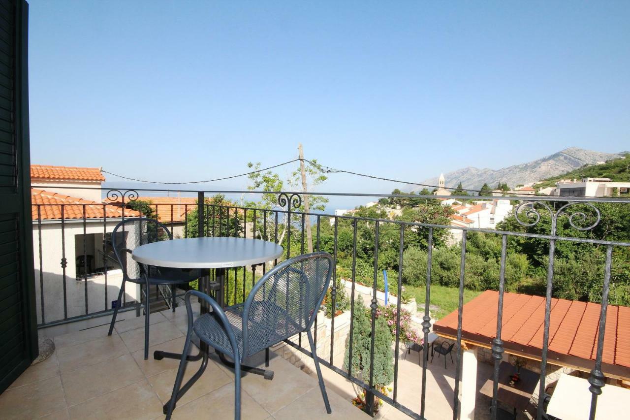 Apartmani Dalmacija Brela Exteriör bild