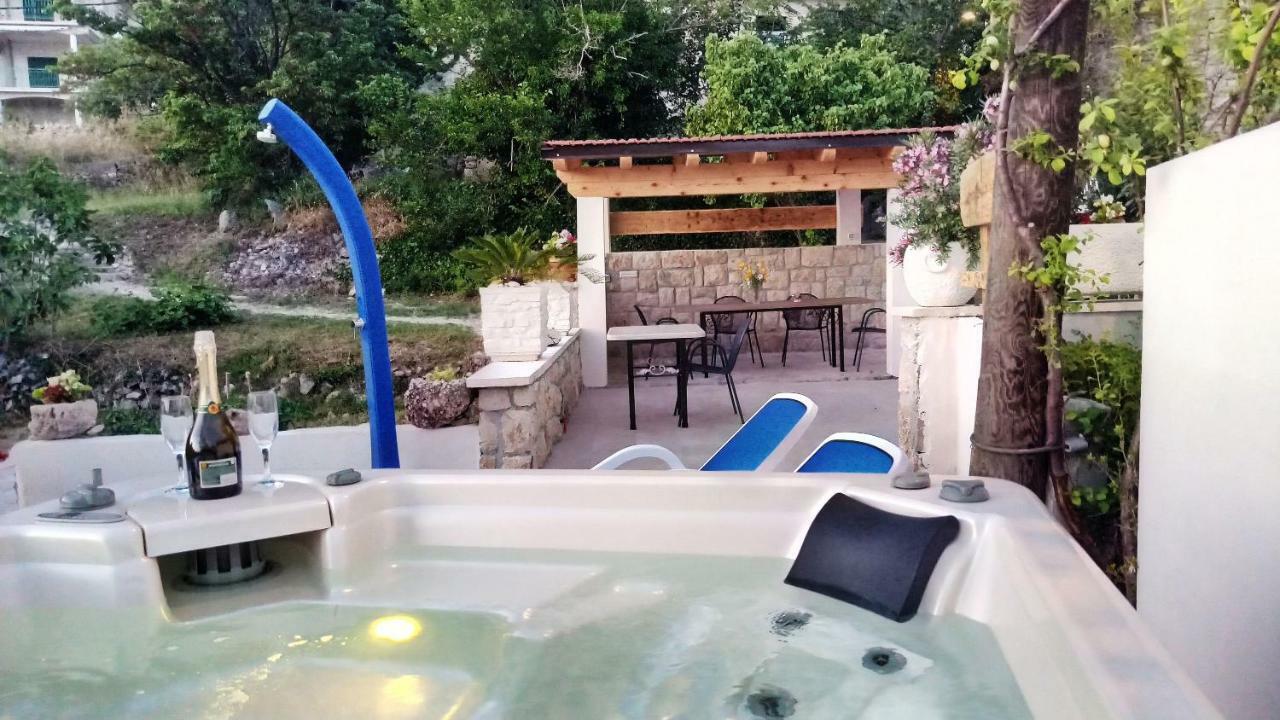 Apartmani Dalmacija Brela Exteriör bild